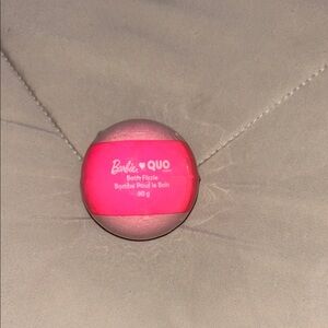 Barbie x Quo Pink Bath Fizz